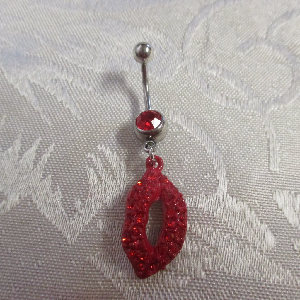 Dangle Crystal Lip Belly Ring Dangle Crystal Lip Belly Ring